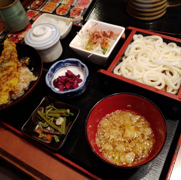 Meet your Posher, Michiko - Picture 7 of 16